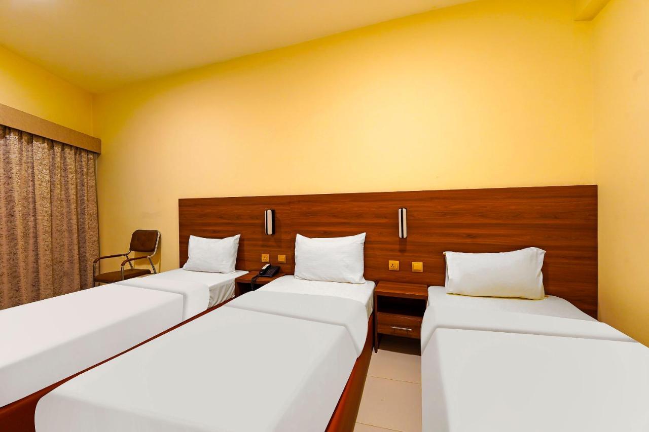 Oyo 925 Emirates Hotel Dubai Buitenkant foto